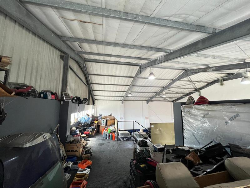 To Let commercial Property for Rent in Walmer Eastern Cape